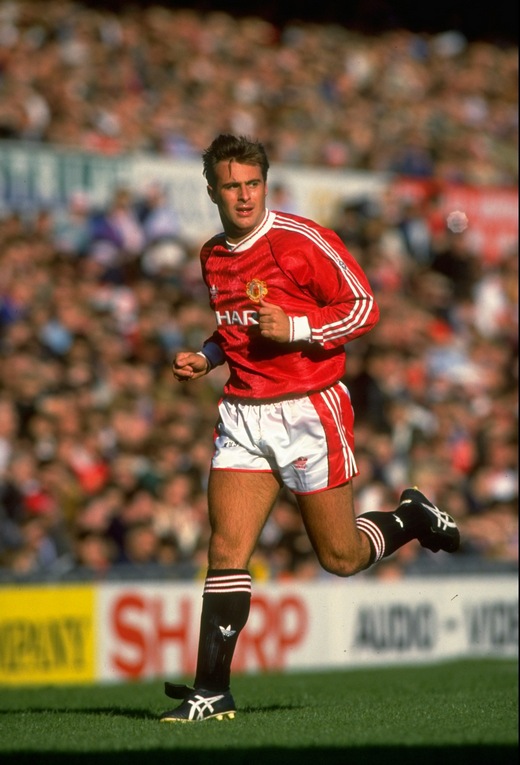 A versatile player, Clayton Blackmore gave everything for the Reds' cause.